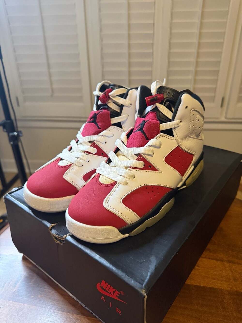 Air Jordan 6 Retro Carmine GS White Black Carmine CT8529-106 Size 6Y